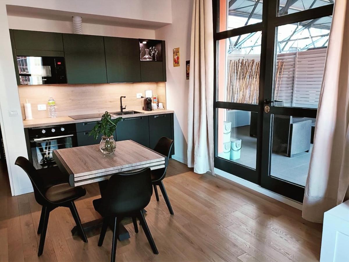 Ferienwohnung Nuovo Loft Con Terrazzo M2 Ieo Humanitas Bocconi Navigli Mailand Exterior foto
