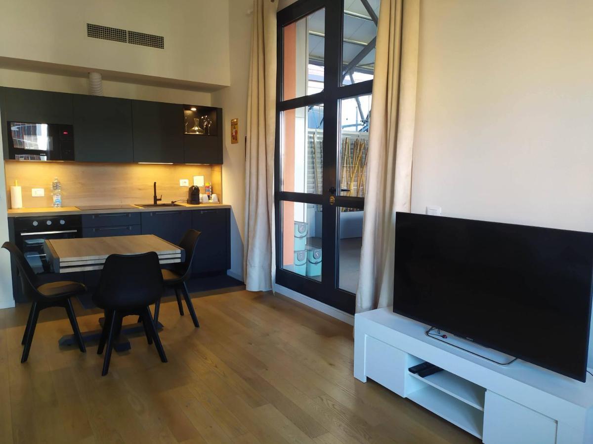 Ferienwohnung Nuovo Loft Con Terrazzo M2 Ieo Humanitas Bocconi Navigli Mailand Exterior foto